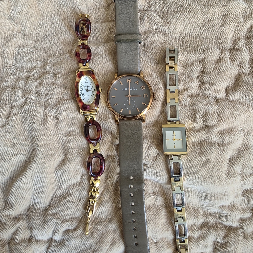 Bundle - Marc Jacobs Gray, Fossil and Quartz Watch